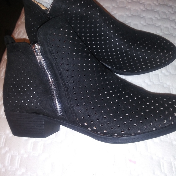 Sociology Shoes - 🎃BOGO Sociology Ankle Booties